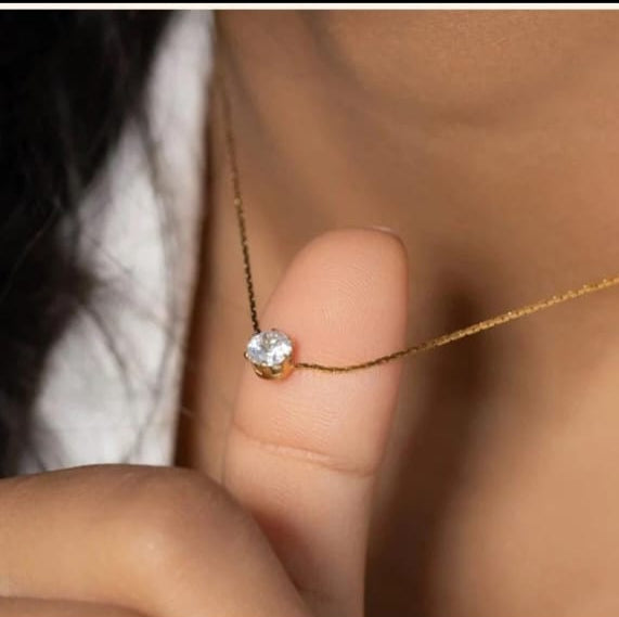 solitaire pendant necklace