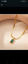 Emerald Stone Pendant Snake Chain Necklace