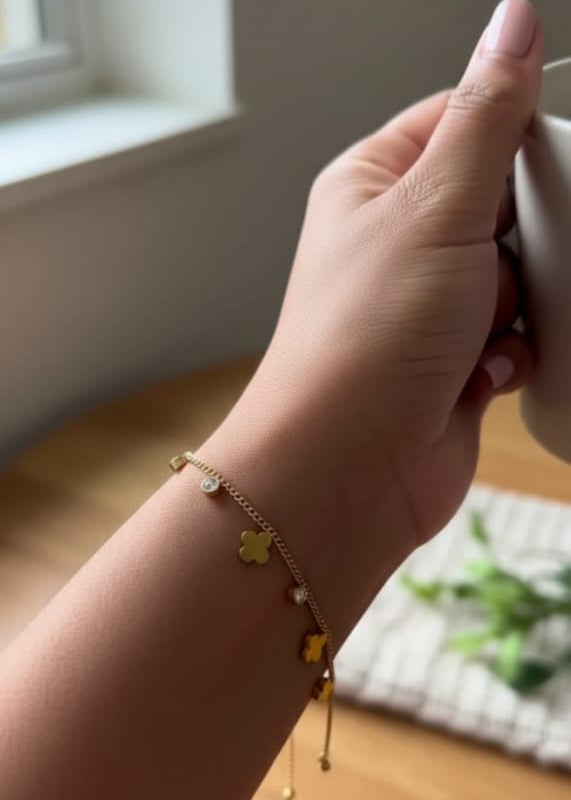 Clover Charm Bracelet