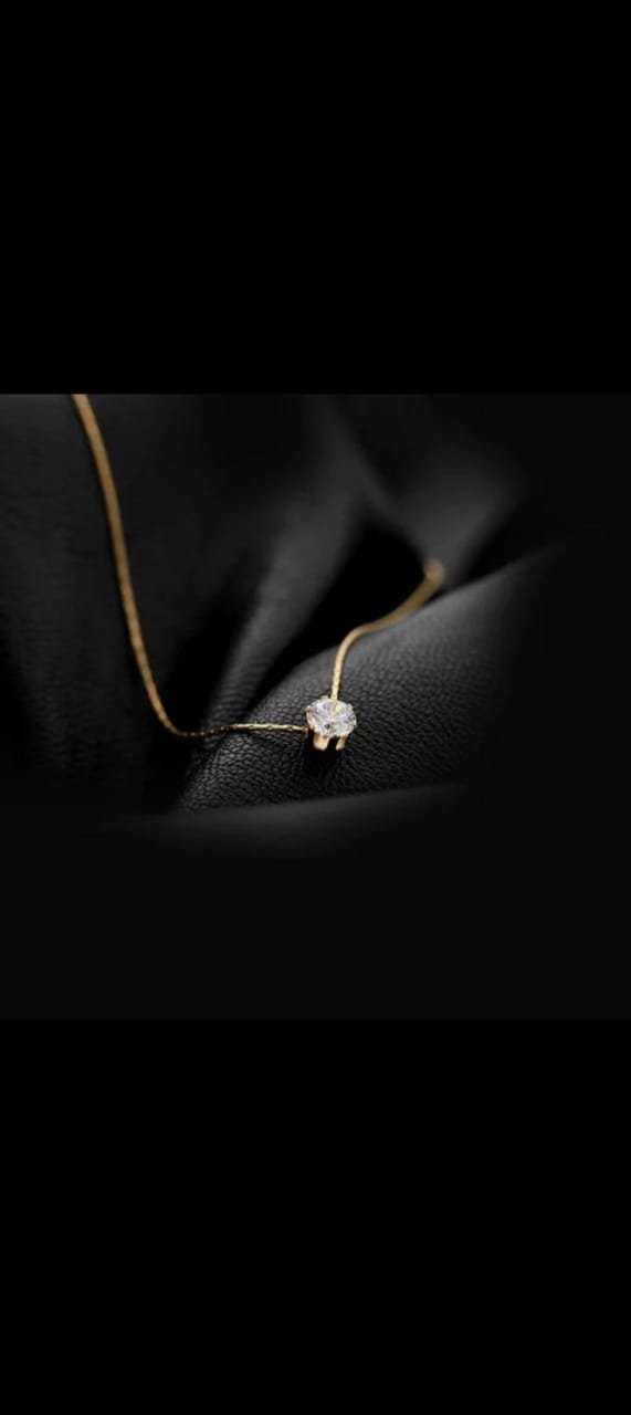solitaire pendant necklace