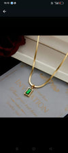 Emerald Stone Pendant Snake Chain Necklace